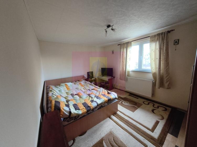 Casă cu 3 camere cu Teren 185 Mp în Berceni