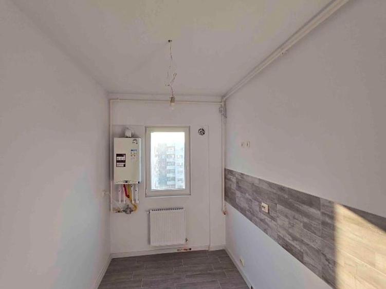 Apartament cu 2 camere decomandat în Militari