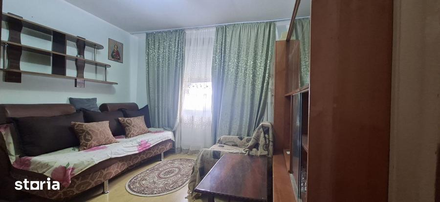 Apartament cu 2 camere semidecomandat în Țiglina 3