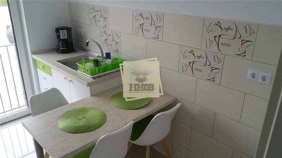 Apartament cu 2 camere semidecomandat, mobilat în Aeroport