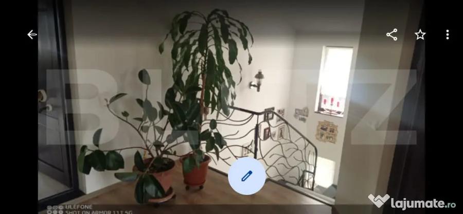 Casă cu 5 camere cu Teren 1174 Mp în Nazna