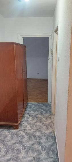 Apartament cu 2 camere decomandat în Precista
