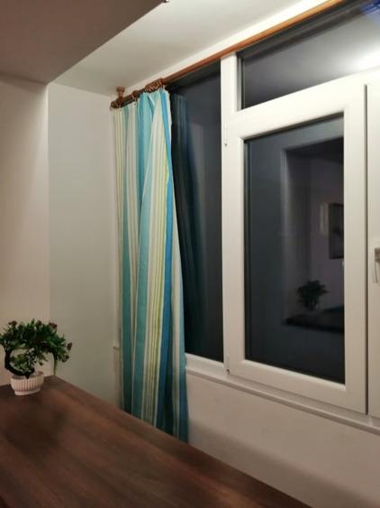Apartament cu 3 camere decomandat, mobilat în Satu Nou