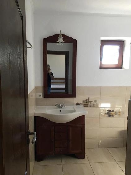 Casă cu Teren 400 Mp în Horia