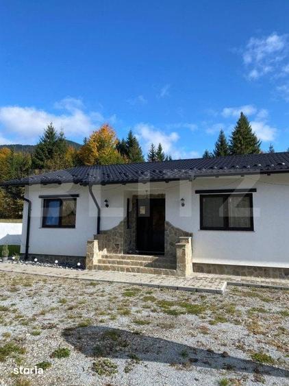 Casă cu 5 camere cu Teren 900 Mp în Central