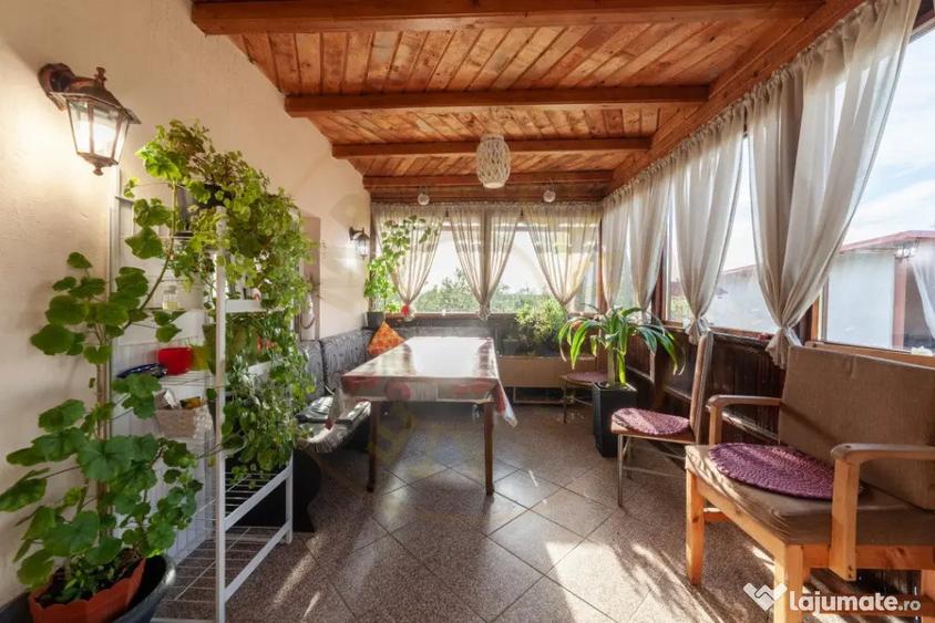 Casă cu 7 camere cu Teren 7829 Mp în Cuca