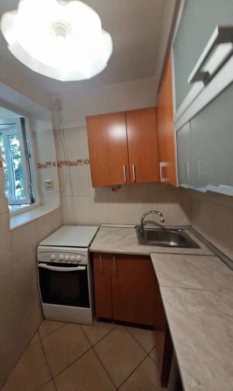 Garsonieră semidecomandată în Titan