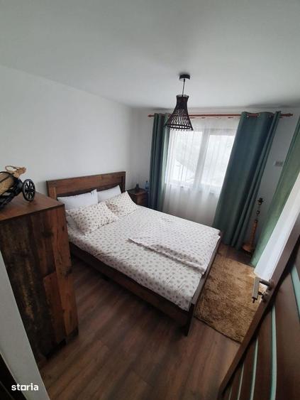 Casă cu 4 camere în Vama