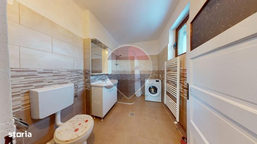 Casă cu 3 camere în Calea Dumbrăvii