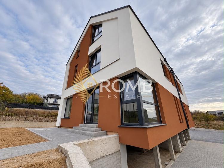 Duplex cu 4 camere cu Canalizare în Iris