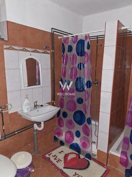 Casă individuală cu 15 camere cu Canalizare în Bazna