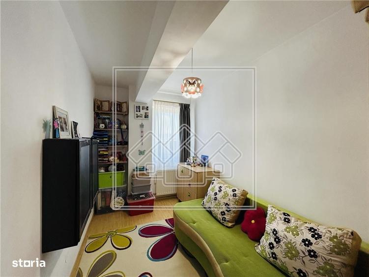Apartament 3 camere, balcon, loc de parcare - Turnisor - 2