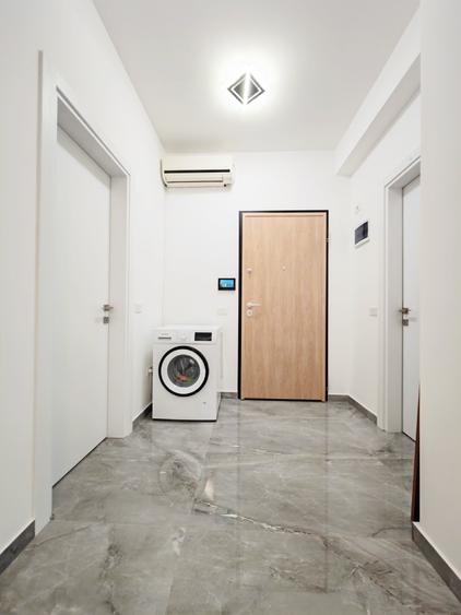 Apartament cu 2 camere decomandat, mobilat în Splaiul Unirii
