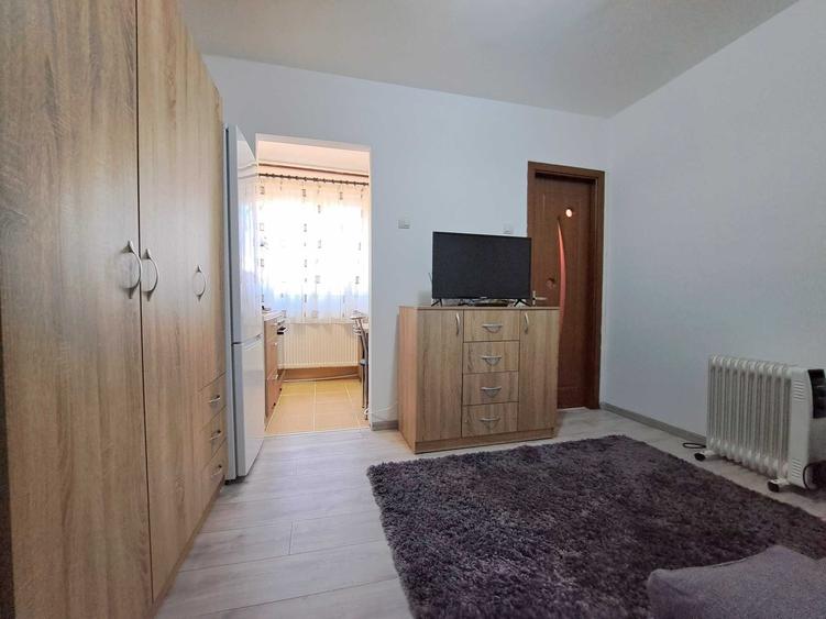 Garsonieră semidecomandată în Fizicienilor