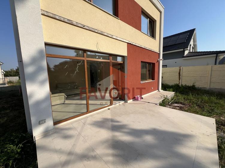 Casă individuală cu 4 camere cu Canalizare în Calea Urseni