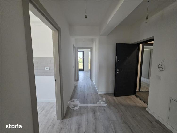 Apartament cu 2 camere decomandat în Rediu