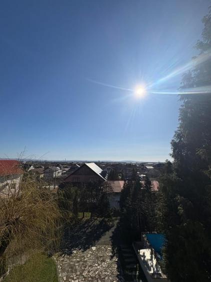 Casă individuală cu 5 camere cu Canalizare în Valea Borcutului