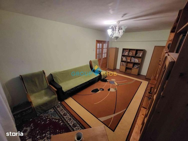 Apartament cu 3 camere decomandat în 9 Mai