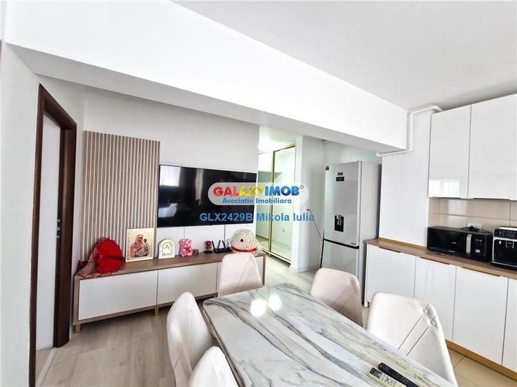 Apartament cu 3 camere decomandat, mobilat în Central