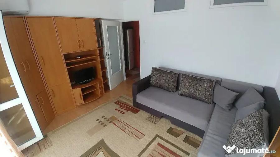 Apartament cu 2 camere decomandat, mobilat în Alexandru cel Bun