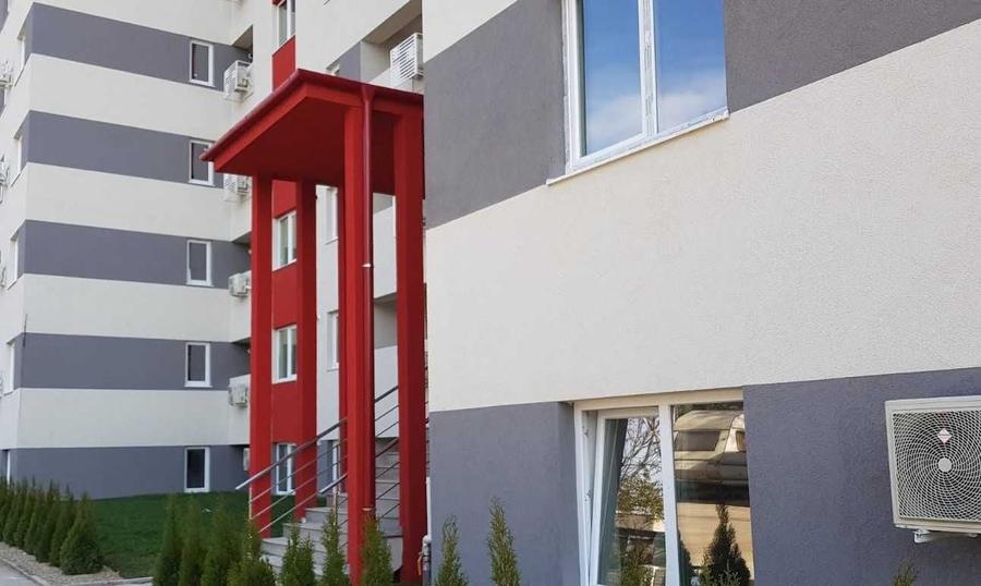 Apartament cu 2 camere decomandat în Păcii