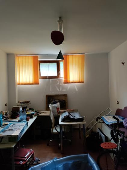 Apartament cu 4 camere decomandat în Ozana