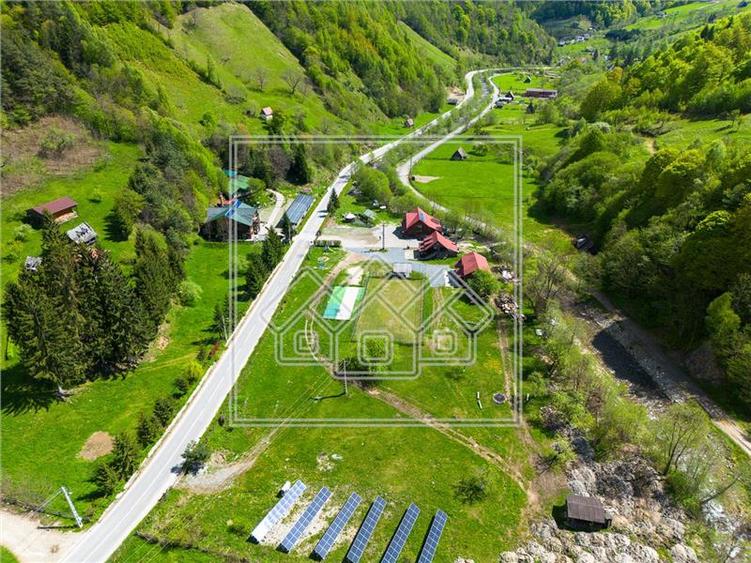 Hotel/Pensiune, de 1,873 mp, în Râu Sadului