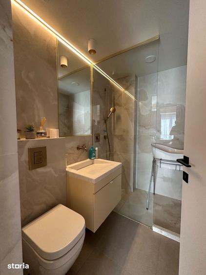 Apartament cu 5 camere în Aviației