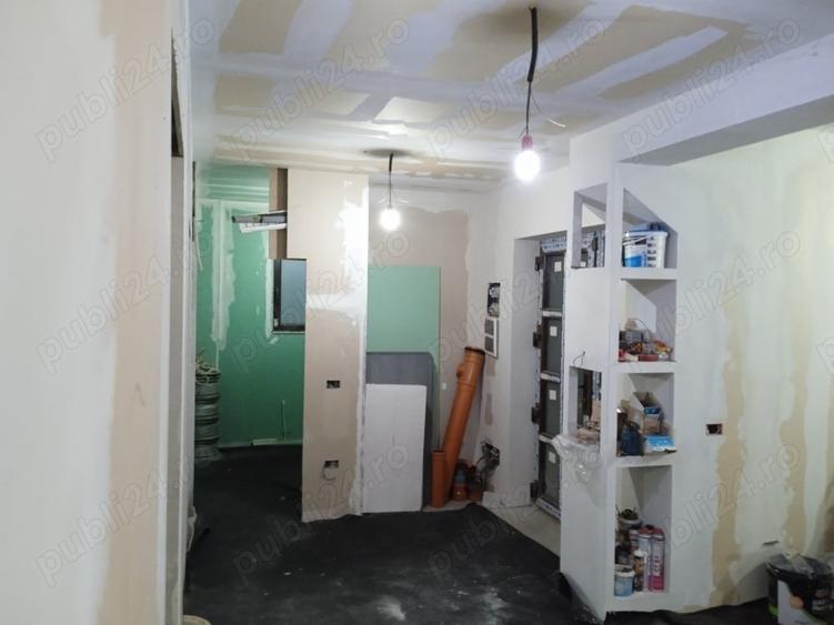 Casă cu 6 camere în Mihai Vodă
