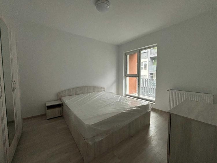 Apartament cu 2 camere semidecomandat în Florești