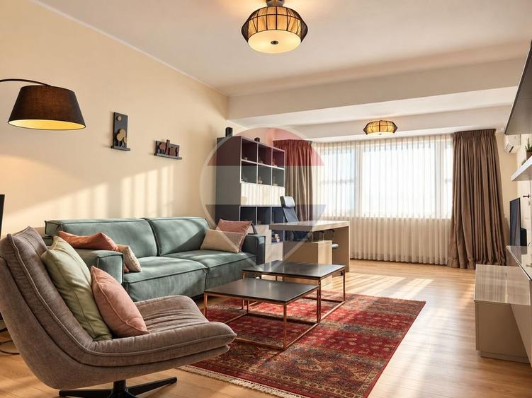 Apartament cu 2 camere semidecomandat, mobilat în P-ța Muncii