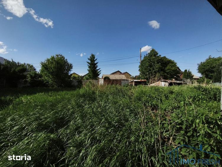 Teren de 1800 mp, în Șcheia