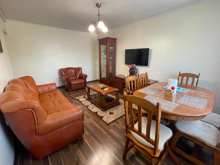 Apartament cu 2 camere decomandat în Inel I