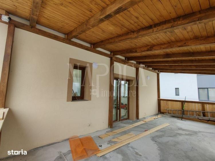 Casă cu 4 camere în Sânnicoară
