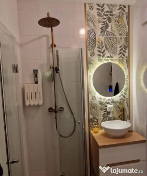 Apartament cu 3 camere semidecomandat în Gheorgheni