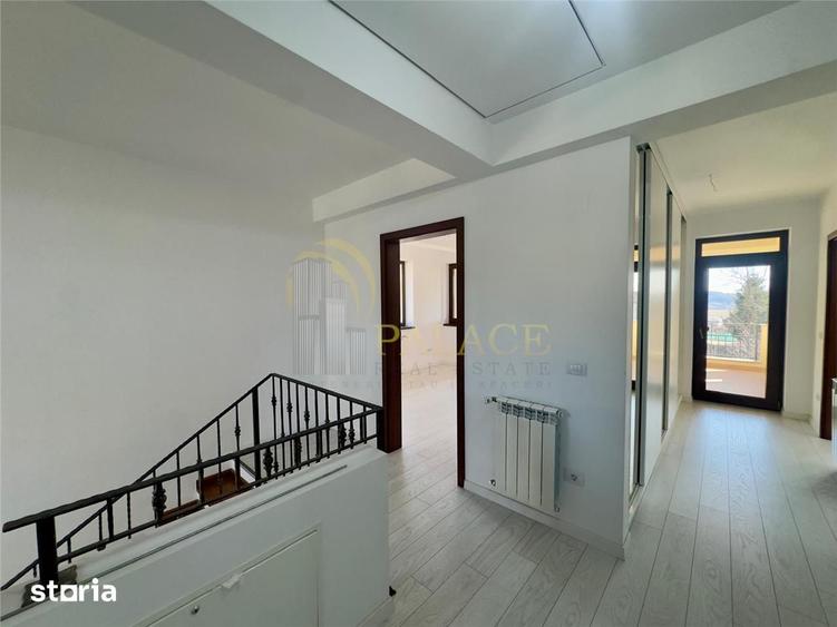 Casă cu 5 camere decomandat cu Teren 500 Mp în Valea Lupului