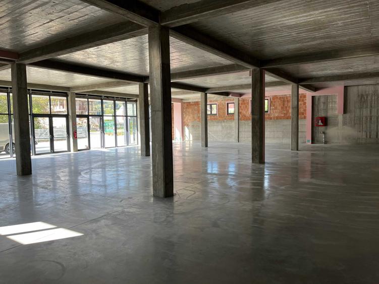 Spațiu comercial, de 510 mp, în Central