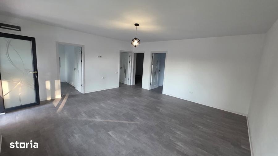 Casă cu 3 camere cu Teren 274 Mp în Valu lui Traian