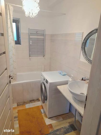 Casă cu 4 camere cu Teren 280 Mp în Lumina
