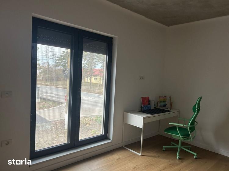 Casă cu 5 camere cu Teren 1162 Mp în Biled