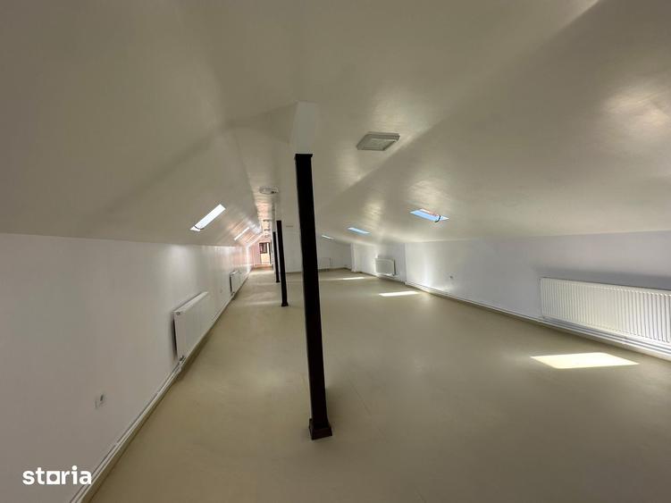 Spațiu comercial, de 2,550 mp, în Pietroșani