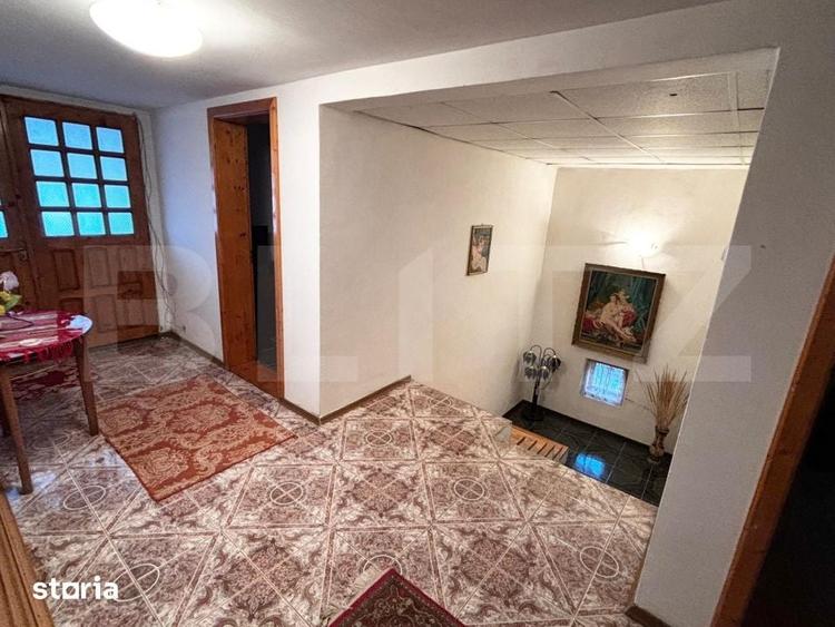 Casă cu 5 camere cu Teren 372 Mp în Bariera Vâlcii