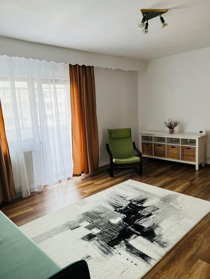 Apartament cu 2 camere decomandat în Exterior Vest