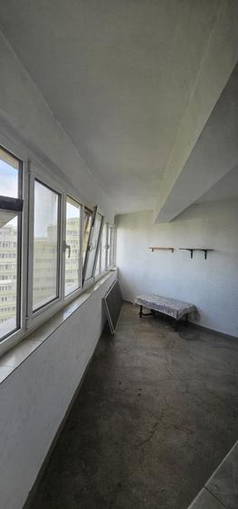 Apartament cu 4 camere decomandat în Pantelimon