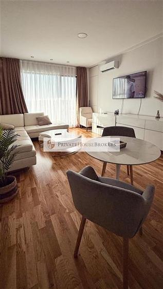 Apartament cu 2 camere semidecomandat, mobilat în Băneasa