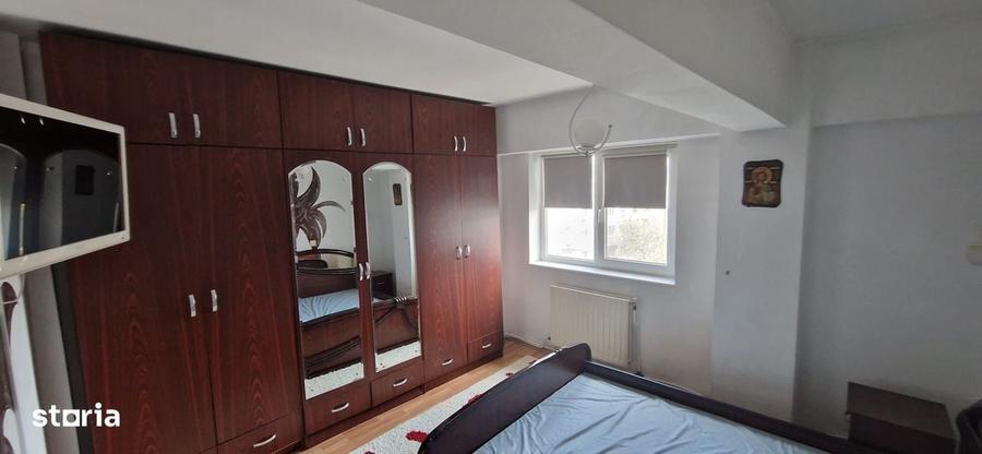 Apartament cu 3 camere decomandat în Fălticeni