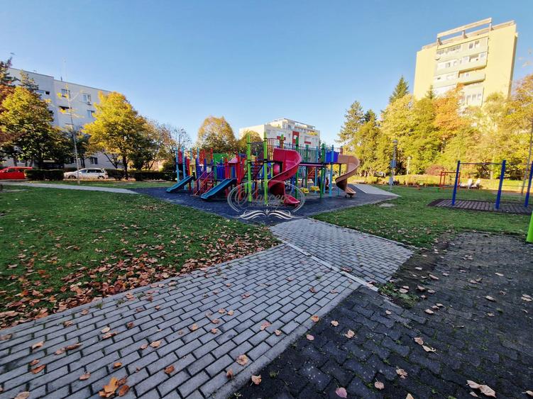 Apartament cu 2 camere semidecomandat, mobilat în Gheorgheni