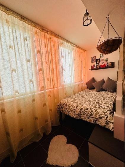 Garsonieră decomandată în Central