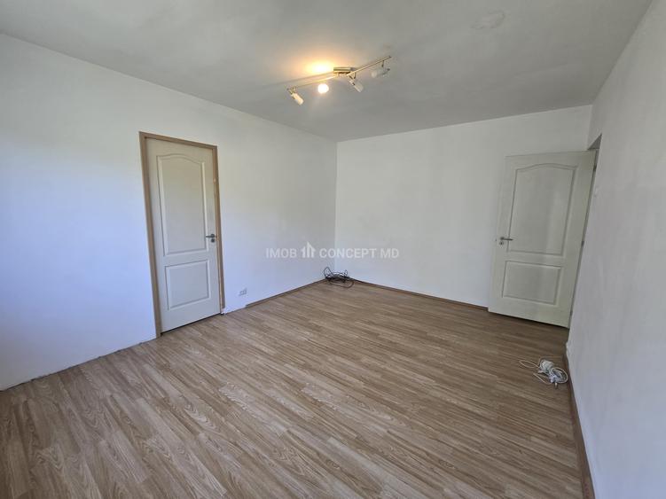 VANZARE apartament 2 camere renovat, in zona Marasesti - 3