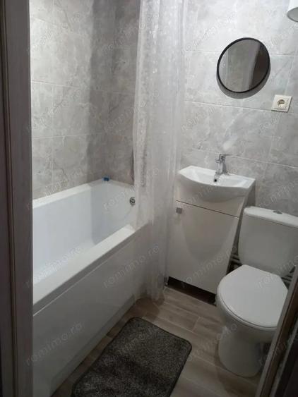 Garsonieră decomandată în Girocului